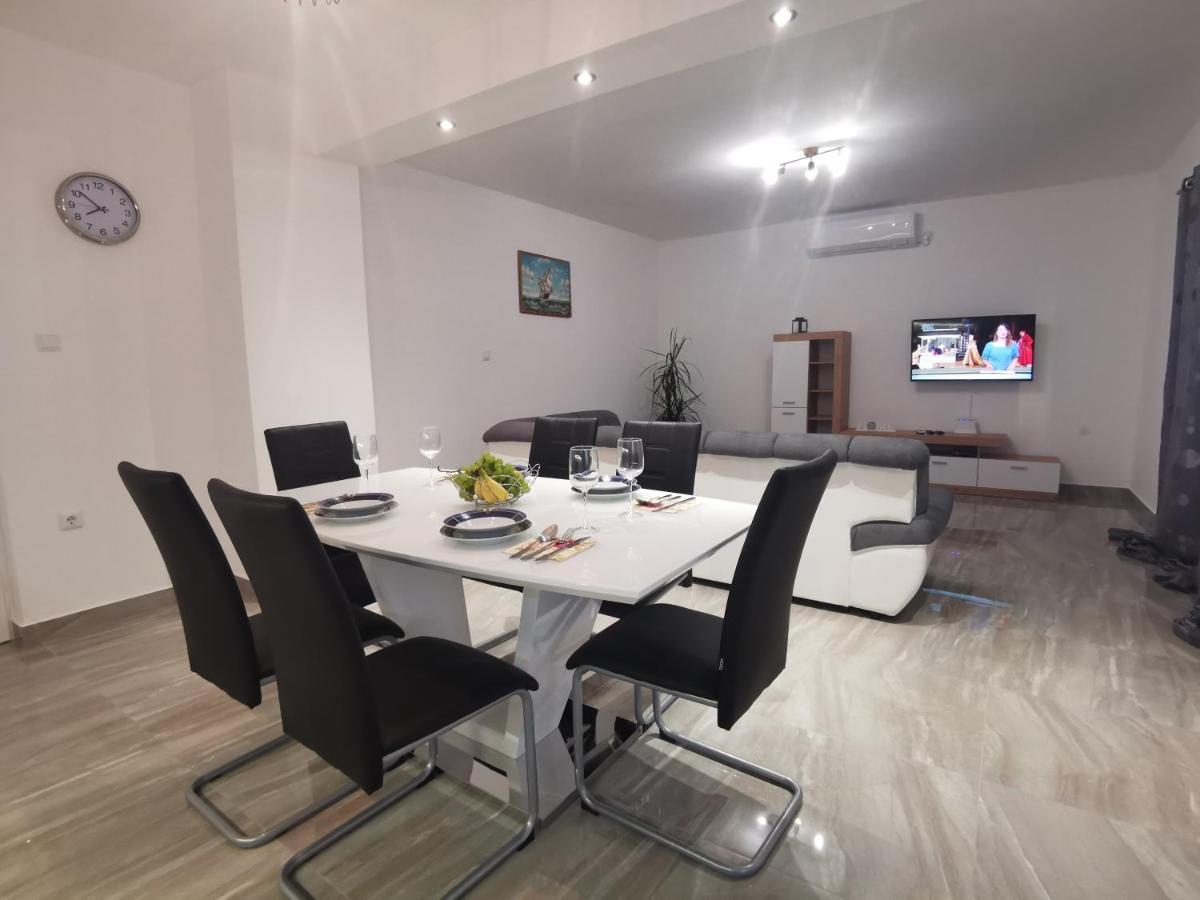 Mariva Apartments Lopar Εξωτερικό φωτογραφία