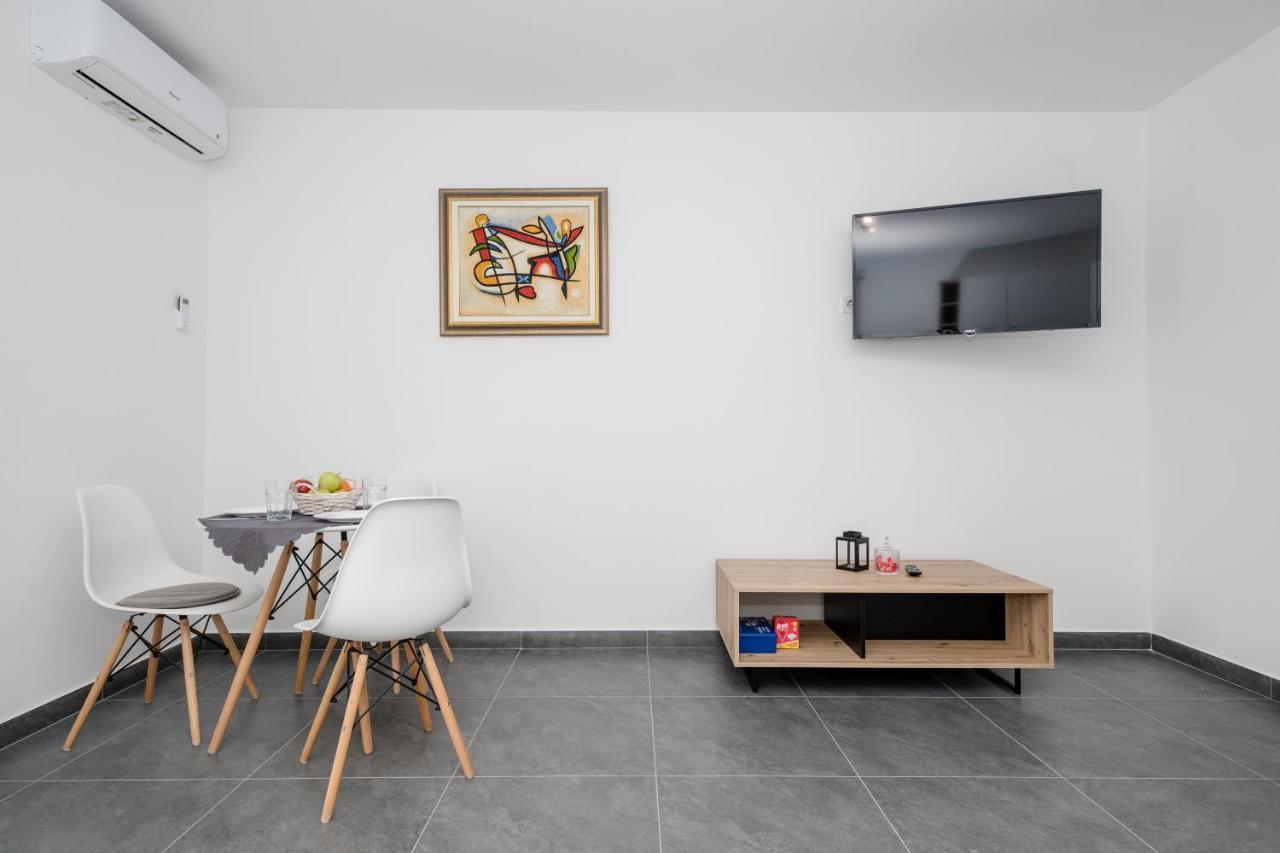 Mariva Apartments Lopar Εξωτερικό φωτογραφία